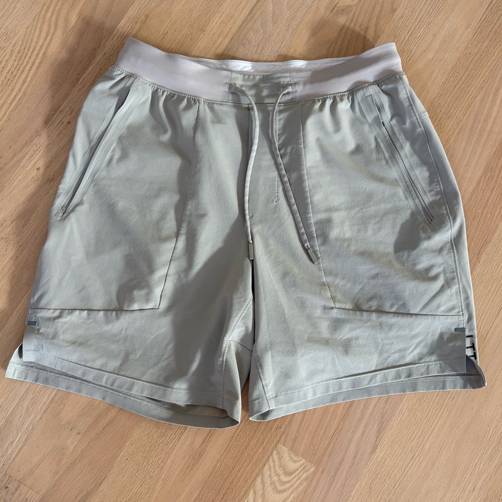 Lululemon LTT Licensed To Train Shorts size M beige like new no liner